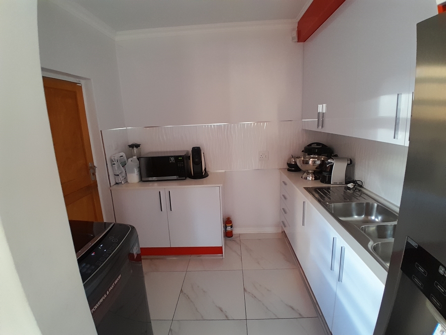 3 Bedroom Property for Sale in Safari Gardens North West